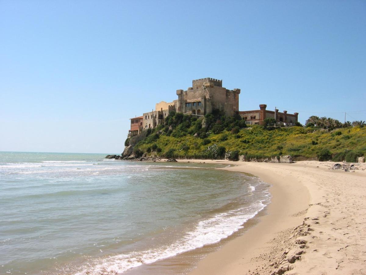 Castello Di Falconara Hotel Licata Kültér fotó